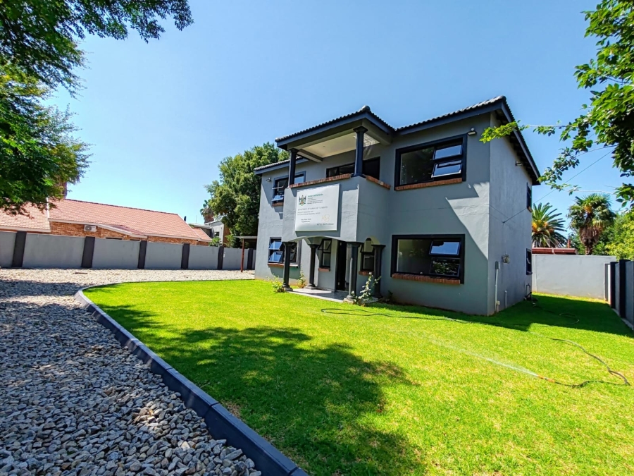 4 Bedroom Property for Sale in Potchefstroom North West
